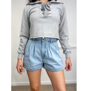 FOREVER 21 High Waisted Denim Short Size: 27